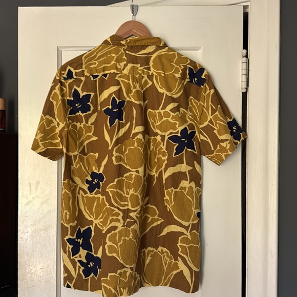 Hemp Cotton new jcrew button down - Picture 2 of 5